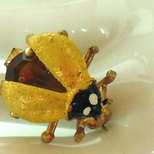 Vintage Tiny Lady Bug Brooch Smoky Quartz Rhinestone Gold 40's (item 141)