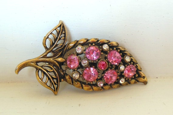 Vintage Coro Brooch Rhinestone Pink Gold Flower 5… - image 3