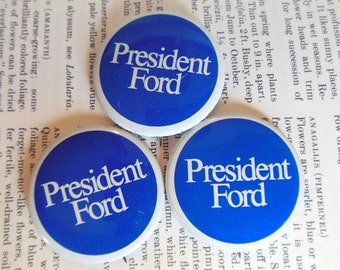 Vintage Ford Campaign Button President Metal Blue White 70's  (item 12)