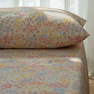 100% Tencel Cotton Flat Sheet/Top Sheet Floral Skin-Friendly Breathable Bed Top Sheet, 90"x98"(230cm*250cm) image 3