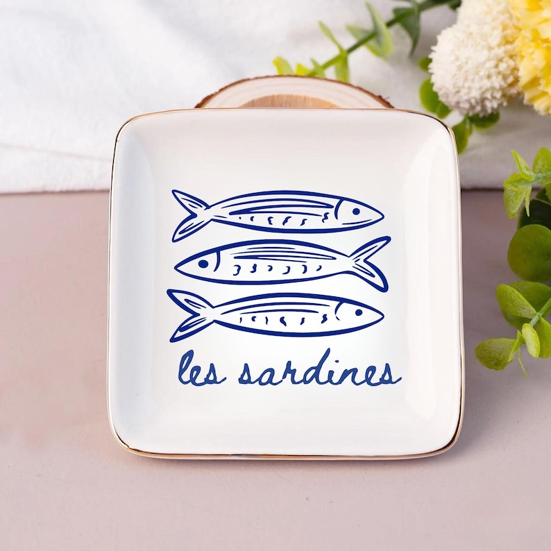 Les Sardines Trinket Dish, French Bistro Ceramic Catchall Tray, Blue Sardine Jewelry Dish, Coastal Aesthetic Ring Holder, Seafood Decor image 5