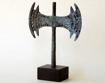 Greek Minoan Bronze Double Ax, Ancient Minoan Cretan Religious Symbol, Greek Mythology, Metal Art Sculpture, Museum Replica