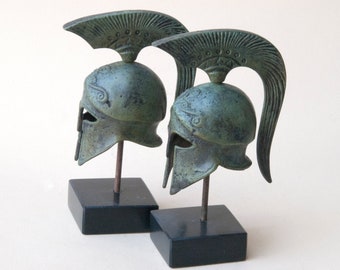 Ancient Greek Spartan Bronze Helmet with Crest, War Helmet Museum Replica, Greek Art Sculpture, Greek Art Decor