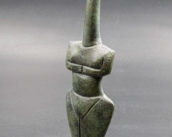 キクラデス諸島の抽象人物像、小型ブロンズ像、古代ギリシャ博物館のレプリカ彫刻、ミニマリストアートの室内装飾