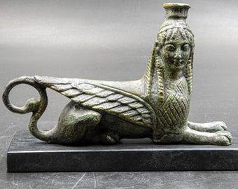 Estatua de bronce de una esfinge griega antigua, criatura mítica, monstruos de la mitología griega, escultura de arte griego de metal, decoración artística para el hogar