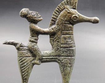 古代ギリシャの青銅の馬、幾何学時代の金属芸術彫刻、博物館のレプリカ