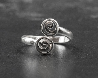 Greek Spiral Sterling Silver Ring, Handmade Twist Grecian Ring, Men/Women Greek Jewelry, Symbolic Infinity Statement Ring, Ancient Greece