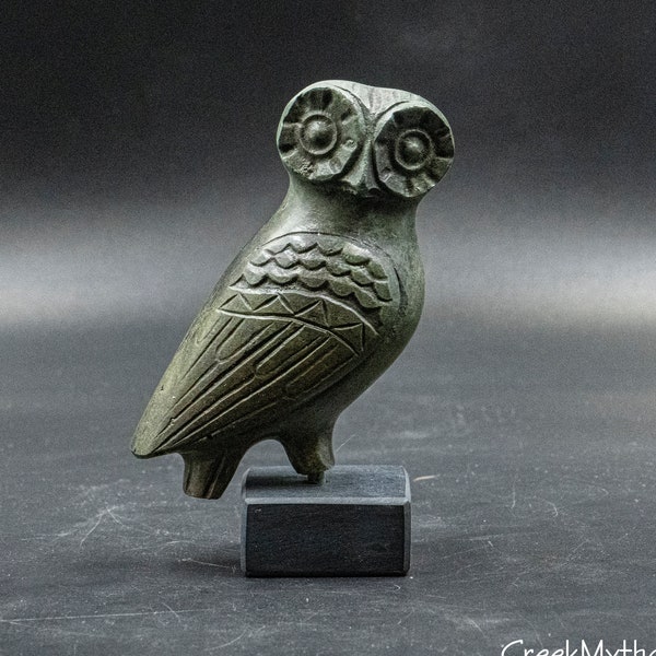 Sculpture grecque en métal hibou en bronze, réplique de musée, art de la Grèce antique, symbole de la déesse Athéna, symbole de l'oiseau de sagesse de la bibliothèque et des livres