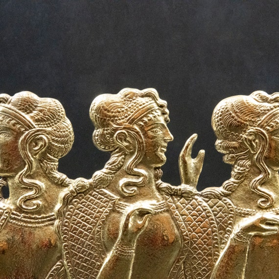 ミノア文明の女性ブロンズ彫刻、クノッソス青衣の女博物館レプリカ