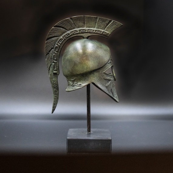 古代ギリシャの青銅製ヘルメット、ギリシャの鍵模様の兜、コリント式