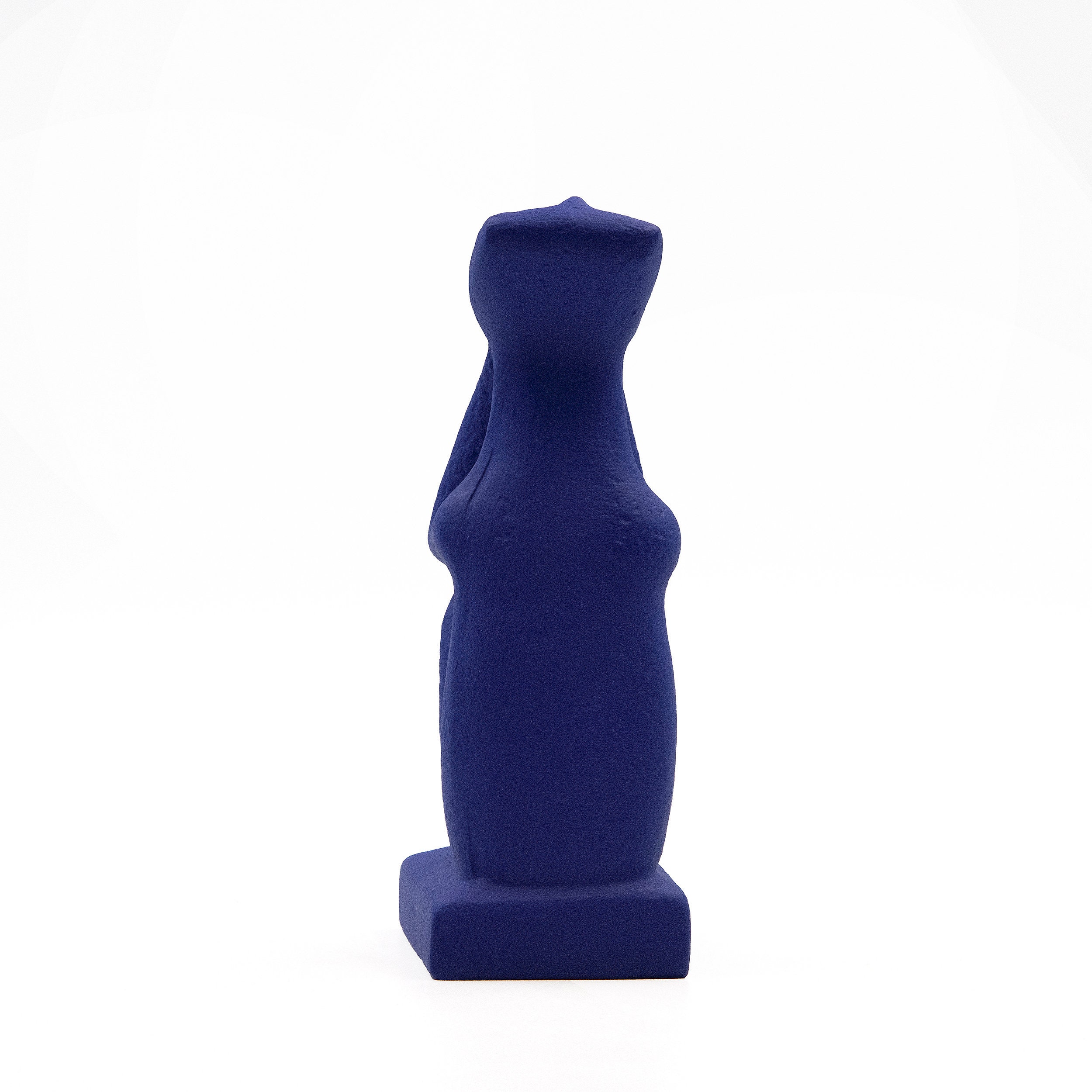 cycladic statue