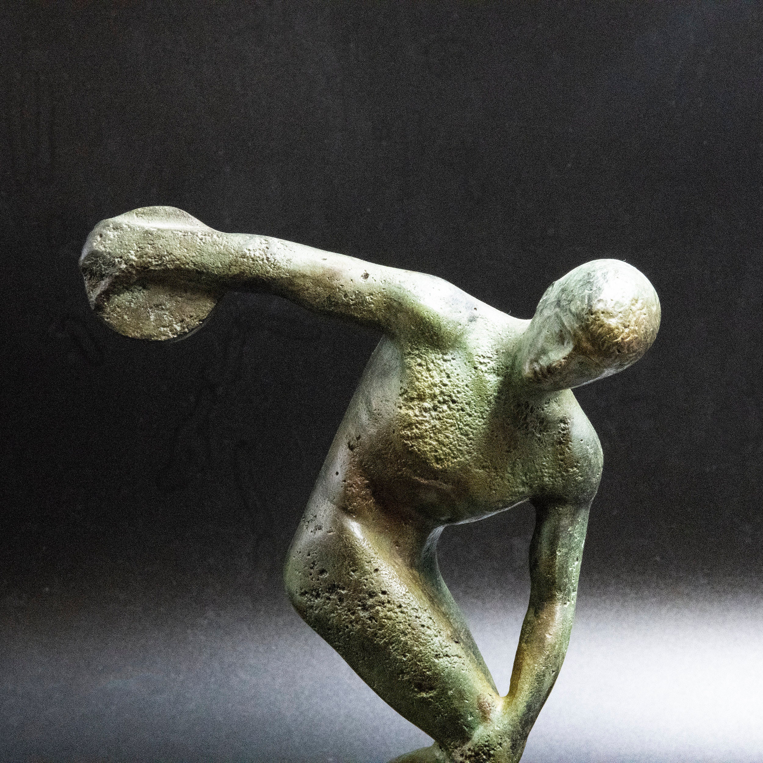 Discus Thrower Sculpture, Discobolus Greek Athlete Bronze Statue