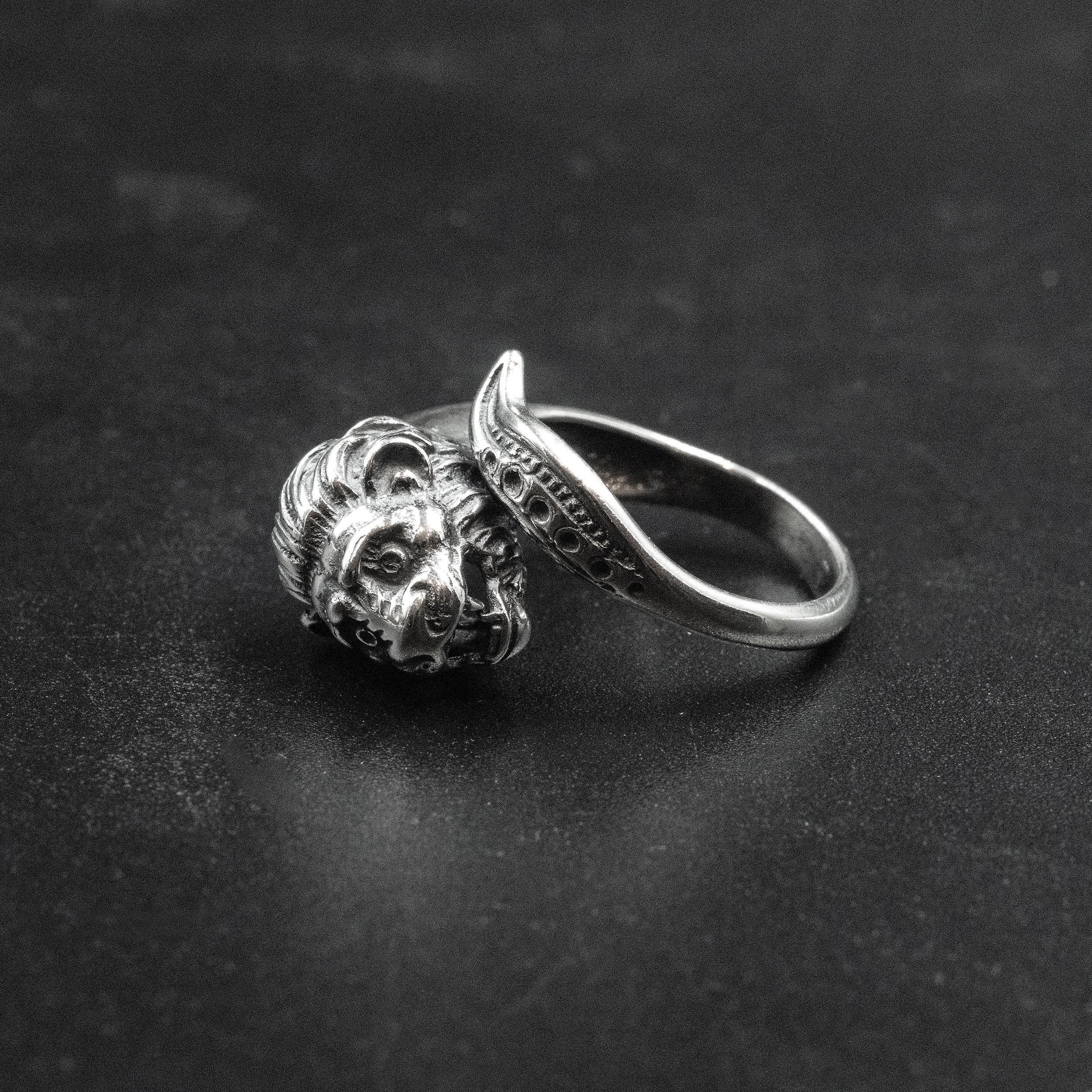 Sterling Lion Face Ring | Sterling Silver Jewelry | Exotic India Art