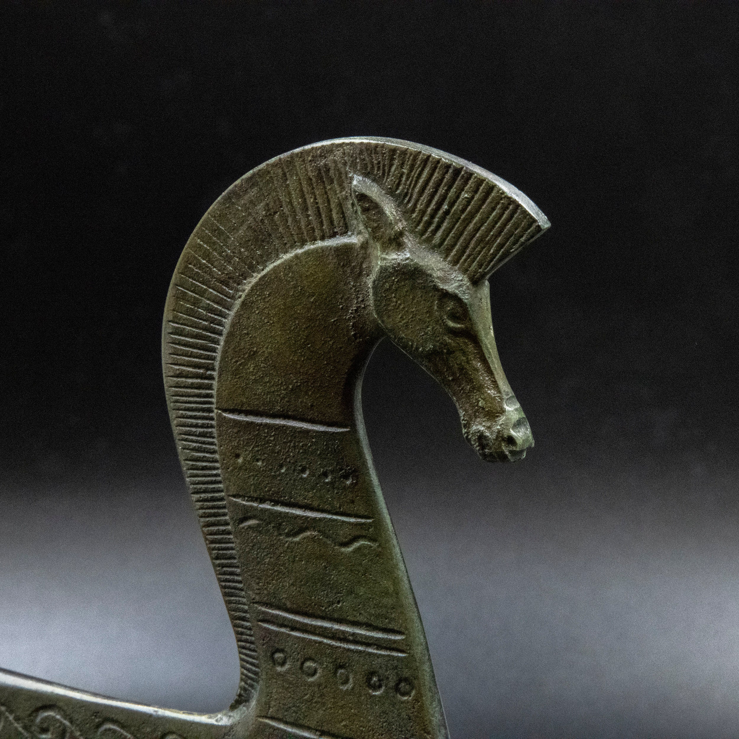 古代ギリシャの青銅の馬幾何学時代の金属芸術彫刻博物館の