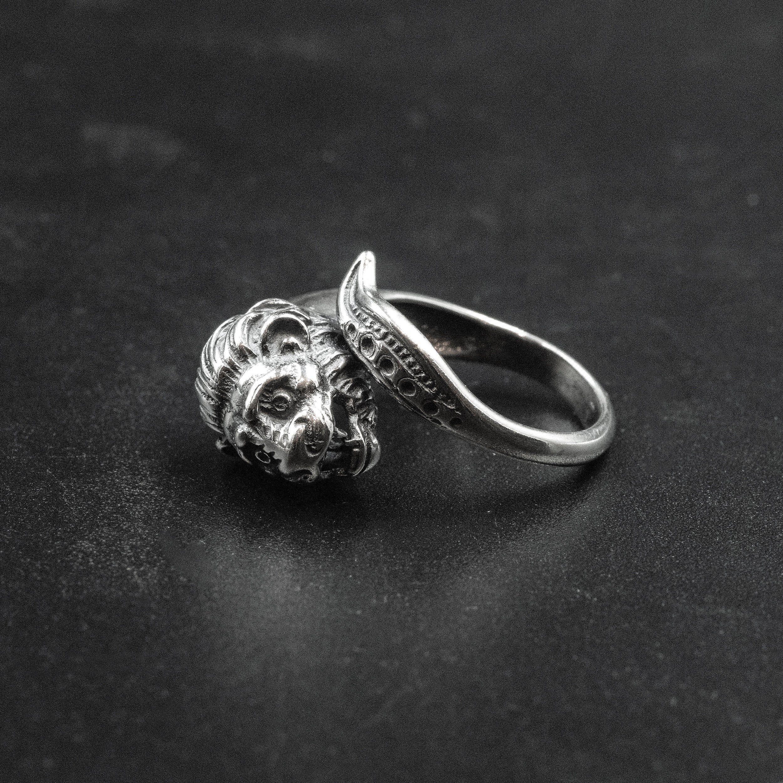 Sterling Silver Lion Head Unisex Ring, Men/Women Twisted Greek