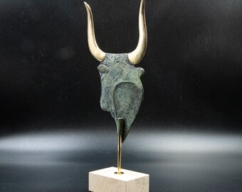 逸品　青銅製のミノア文明の雄牛　ギリシャクレタ島 　宇宙エネルギー　生と死の力 ミノア文明の雄牛の青銅像、古代ギリシャ・クレタ島のミノタウロスの