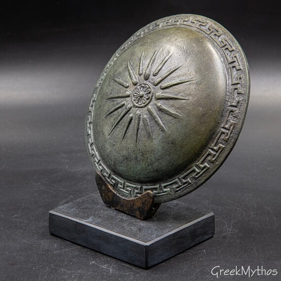 Ancient Greek Bronze Shield With Greek Key & Star of Vergina Symbol of  Alexander the Great, Ancient Greek Empire War Shield Metal Sculpture - Etsy  Hong Kong