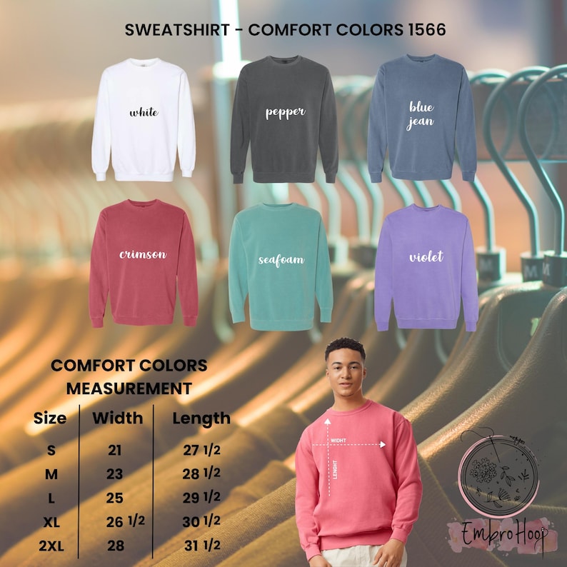 Pode incluir: Exibi&ccedil;&atilde;o de camisolas Comfort Colors em v&aacute;rias cores, incluindo branco, pimenta, azul jeans, carmesim, espuma do mar e violeta. A imagem tamb&eacute;m inclui uma tabela de tamanhos com medidas em cm e uma pessoa a usar uma camisola rosa.