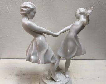 Lorenz Hutschenreuther Porcelain Figures The May Dance with Two Girls