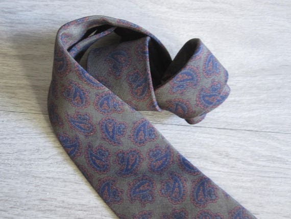 Vintage Yves Saint Laurent Necktie Cravat in Brit… - image 1