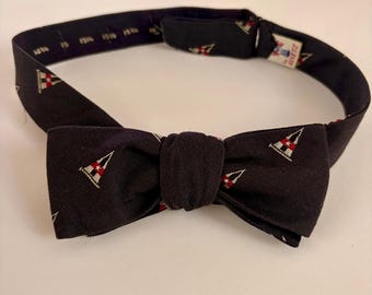Vintage 1970s Corinthian Yacht Club Bow Tie