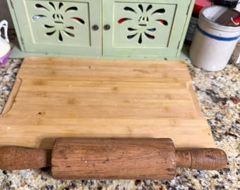 Primitive Gnarly Intetesting Very Old Rolling Pin