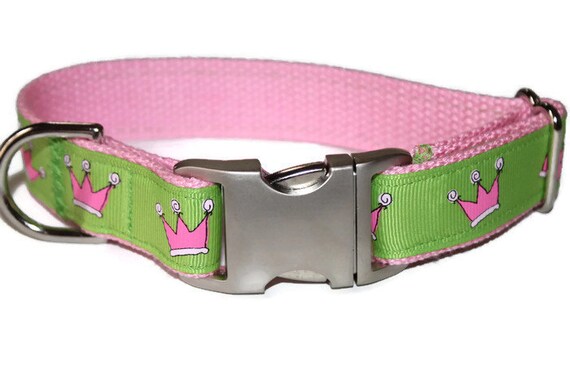 crown dog collar