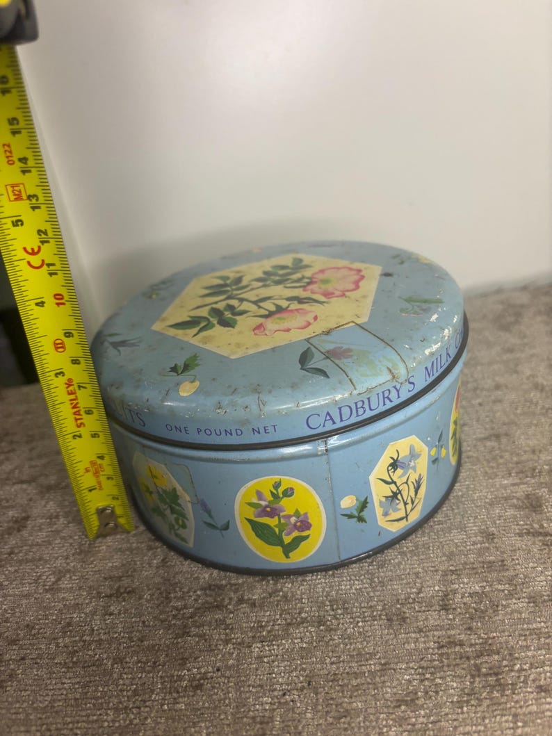Vintage 1950s Cadbury’s Chocolate Wafer Tin With Floral Design - Etsy