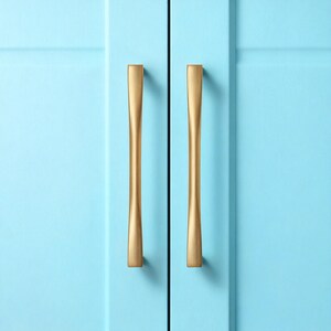 Elegant Tapered Bar Pull,for Wardrobe Kitchen Cabinet