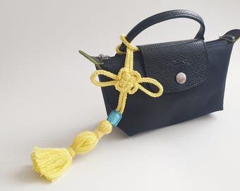 Amuleto tradicional de nudo de la suerte, accesorio textil artesanal de inspiración coreana, adorno para bolso y cinturón con borla artesanal.