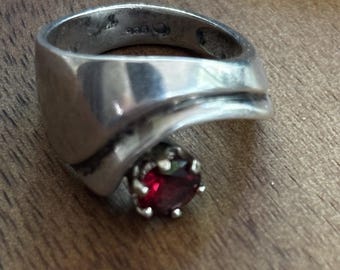 925 Sterling Silver Garnet Ring Size 7..25