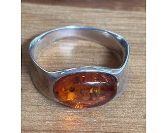 Anillo ovalado de plata de ley vintage con ámbar báltico, talla 7