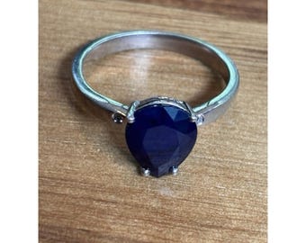 The Genuine Gemstone Co Sterling Silver Sapphire Ring Size 9
