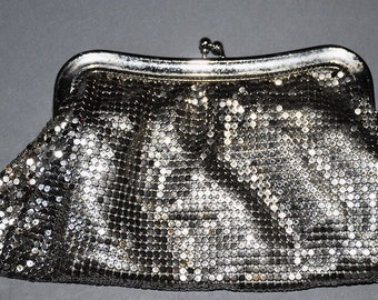 vintage whiting and davis mesh clutch