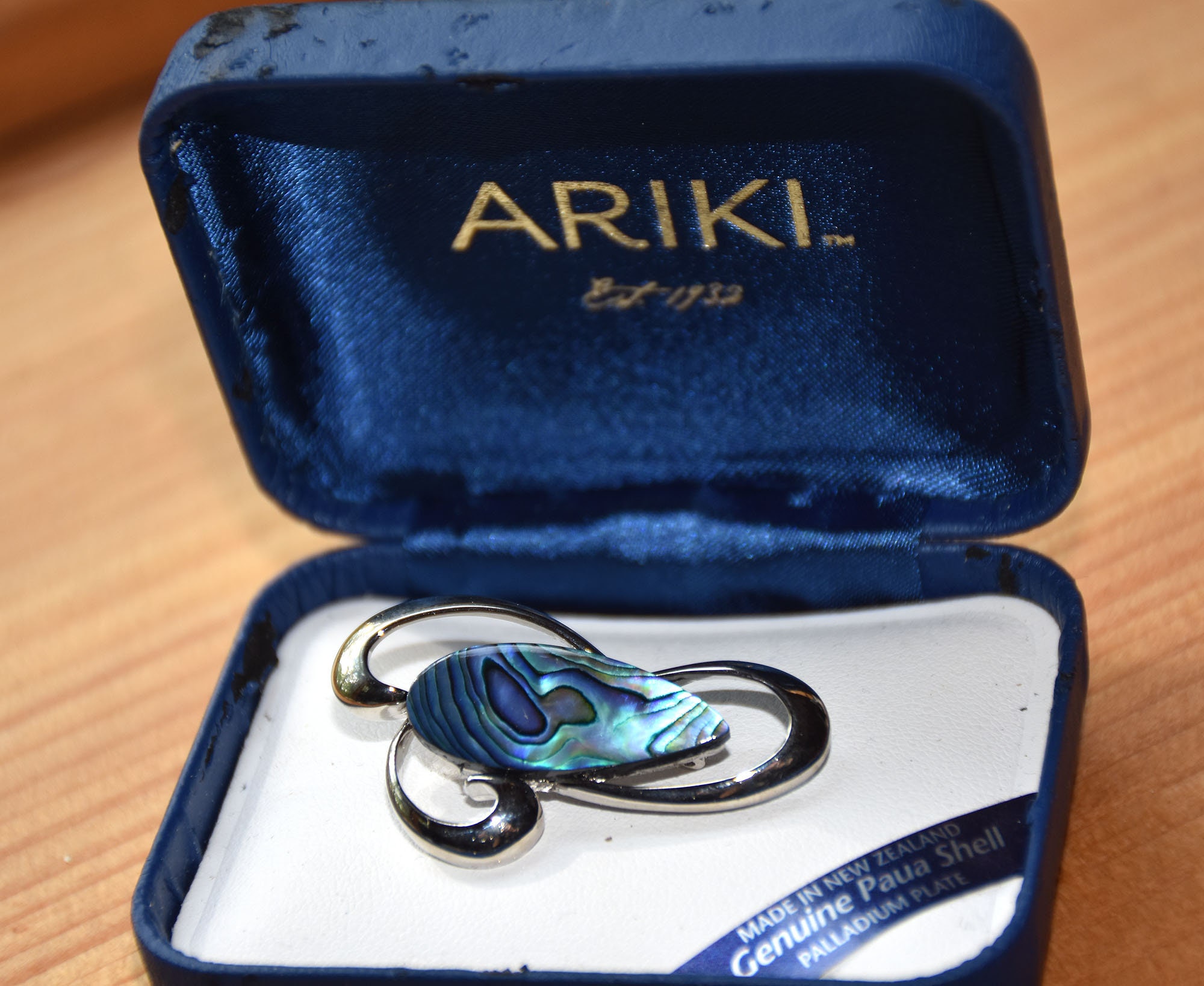 Ariki Paua Shell Brooch Made in New Zealand in Original Box Etsy