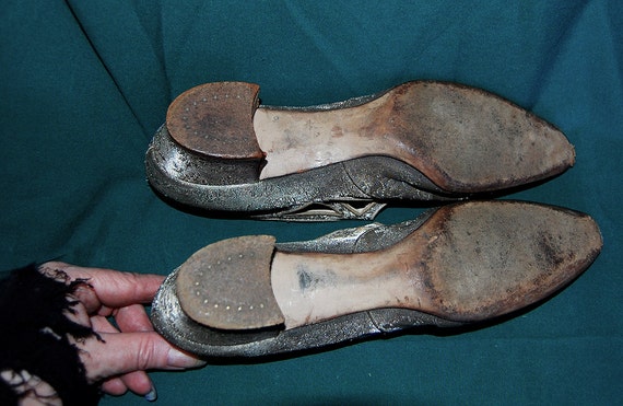 antique silk shoes - image 5