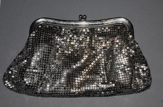 vintage whiting and davis mesh clutch - image 2