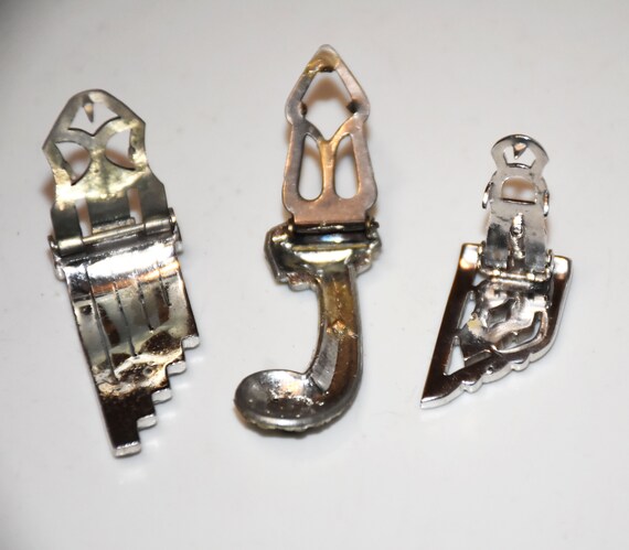 Lot of 3 vintage dress clips - image 7