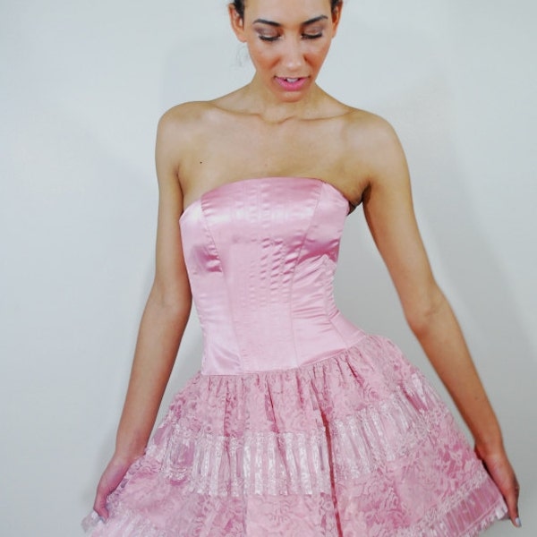 Vintage 1990s Dress/ Pink Lace party/ Jessica McClintok