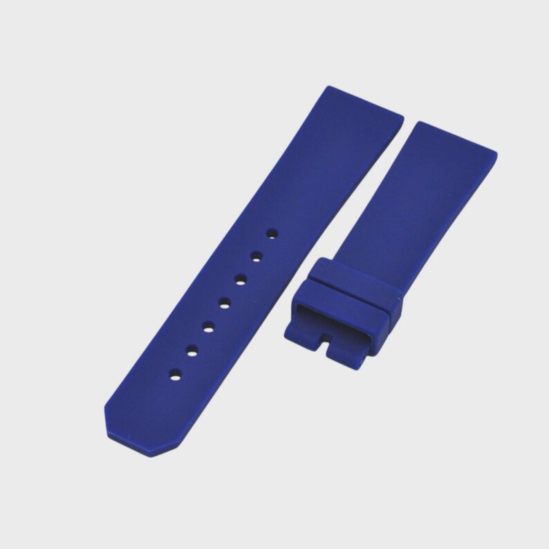 23mm Blue Rubber Strap for Calibre W2CA0008 image 3