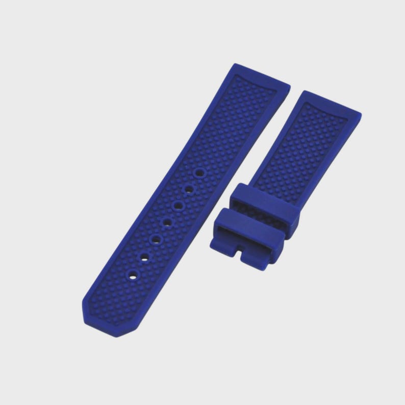 23mm Blue Rubber Strap for Calibre W2CA0008 image 2