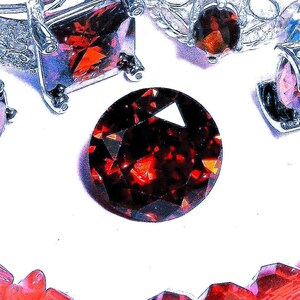 Red CZ Gemstone: 10mm Round Cut, 6.7cttw, January Birthstone