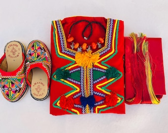 Girls Amazigh Dress Set, Complete Berber Outfit with Kaftan, Necklace and Slippers