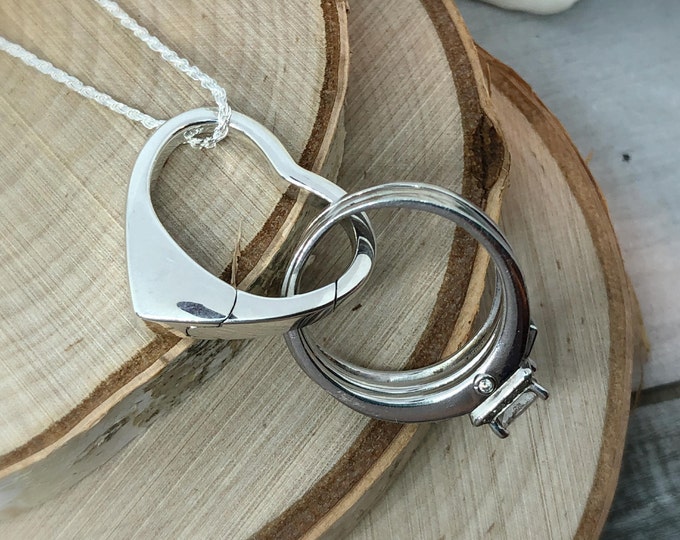 Aloralocks THE ORIGINAL Large Floating Heart Wedding Ring & Charm