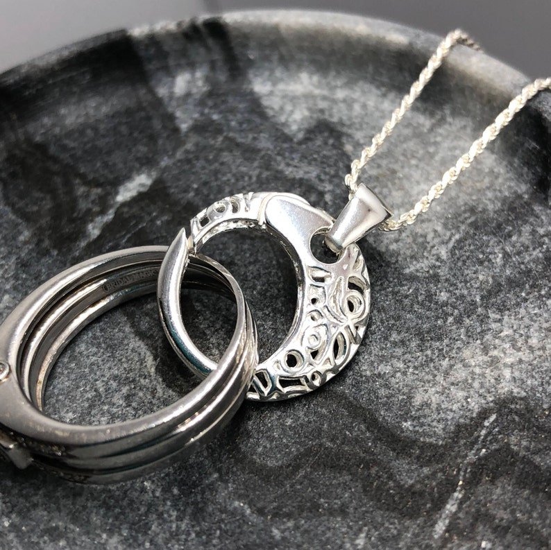 AloraLocks THE ORIGINAL Round Lattice Filigree Circle  Wedding / Engagement Ring or Charm Holder Pendant / Sterling Silver 