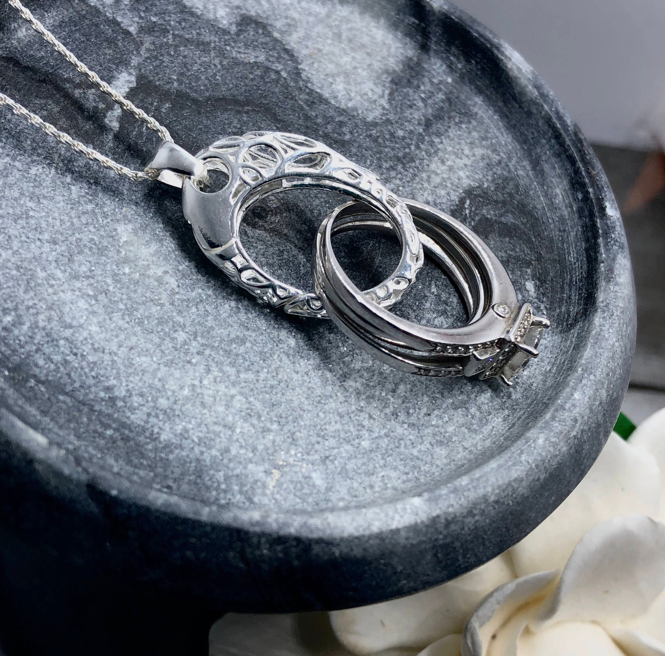 Magic Ring Holder Necklace Wedding / Engagement Ring Holder | Etsy | Ring  holder pendant, Ring holder necklace, Wedding ring necklaces
