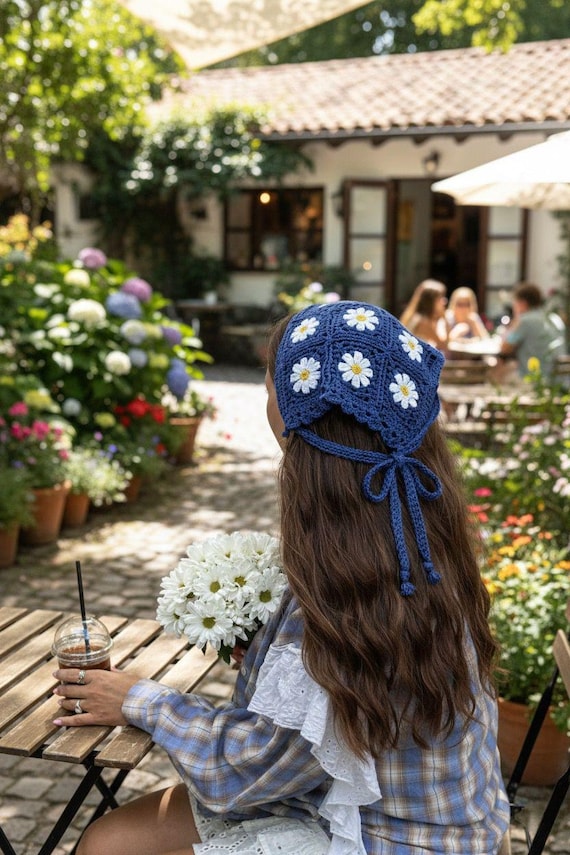 Daisy Granny Square Crochet Bandana Pattern, Boho Flower Head