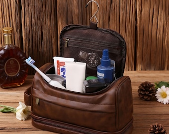 Personalized Groomsmen Toiletry Bag,Custom Men's Leather Toiletry Bag,Travel Grooming Bag,Men's Wash Bag,birthday gift for him