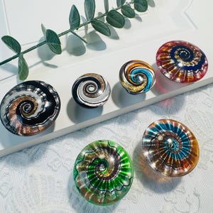 Bunter Swirl Glasschubladenknauf, Europäischer Kunstschrankgriff, Einlochknauf