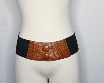 Omega vintage bruine faux krokodillenleer elastische tailleriem gemaakt in de VS, medium